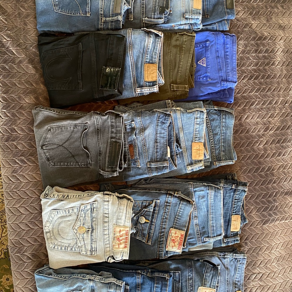 LOT of Women’s jeans
